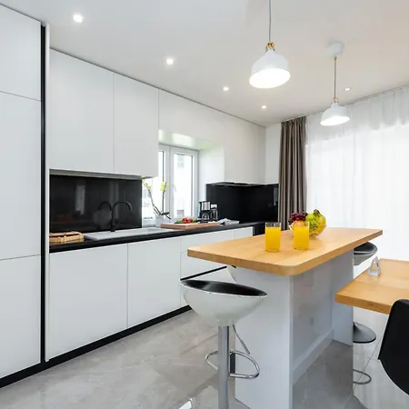 Nea Ντουμπρόβνικ