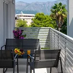 Nea Apartamento